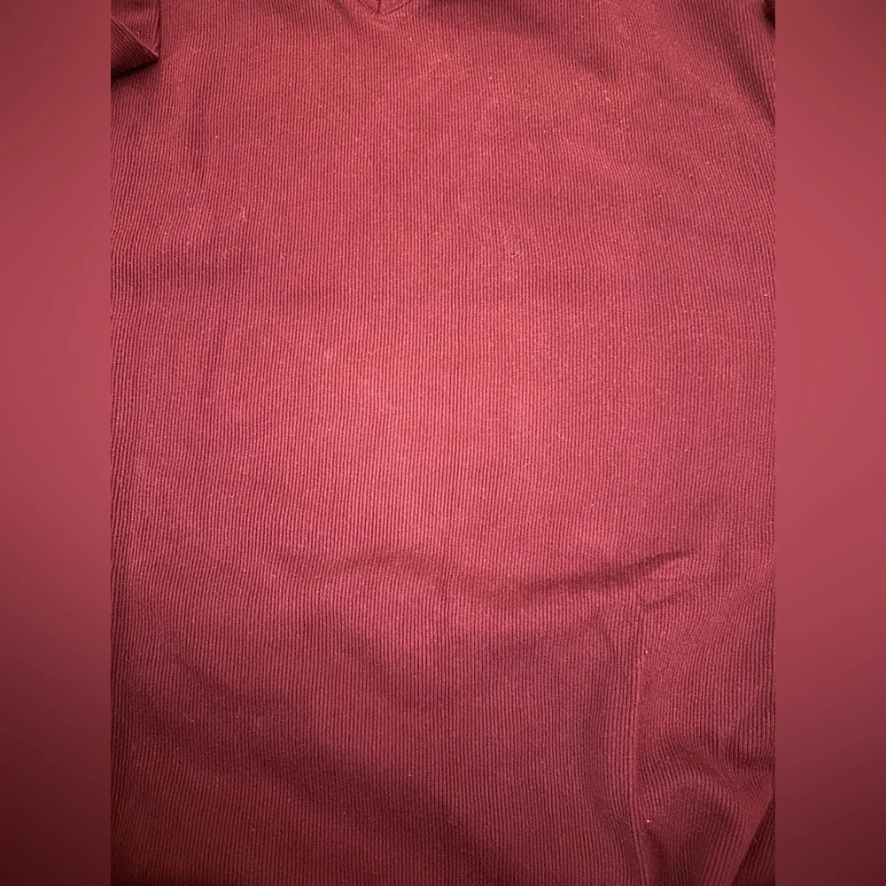 Vintage Chaps Ralph Lauren Men's Large Burgundy V Neck Long Sleeve Pullover